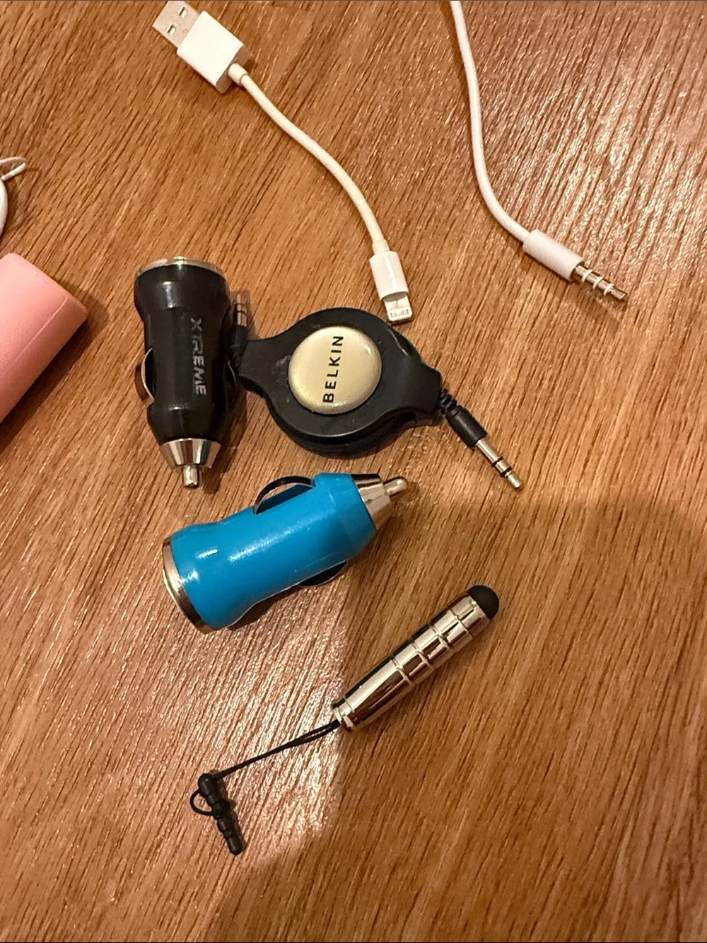 Belkin Black Retractable Audio Cable with Mixed Mobile Accessories lot bundle